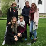 Gaestehaus Schmid בית הארחה אוברשטאופן