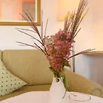 בית הארחה Gaestehaus Schmid אוברשטאופן