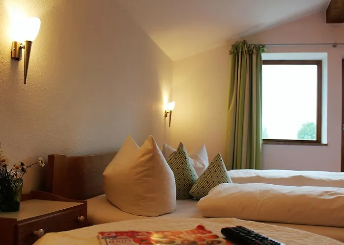 Pensjonat Gaestehaus Schmid 3*